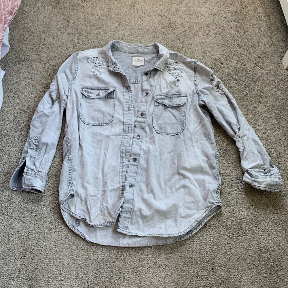 American eagle button down
